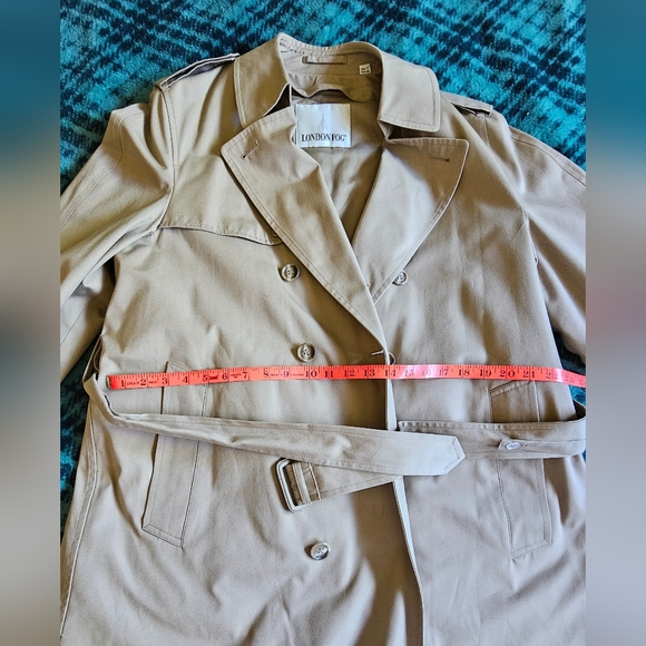 London Fog vintage unisex trench coat, size L - XL - Picture 5 of 15